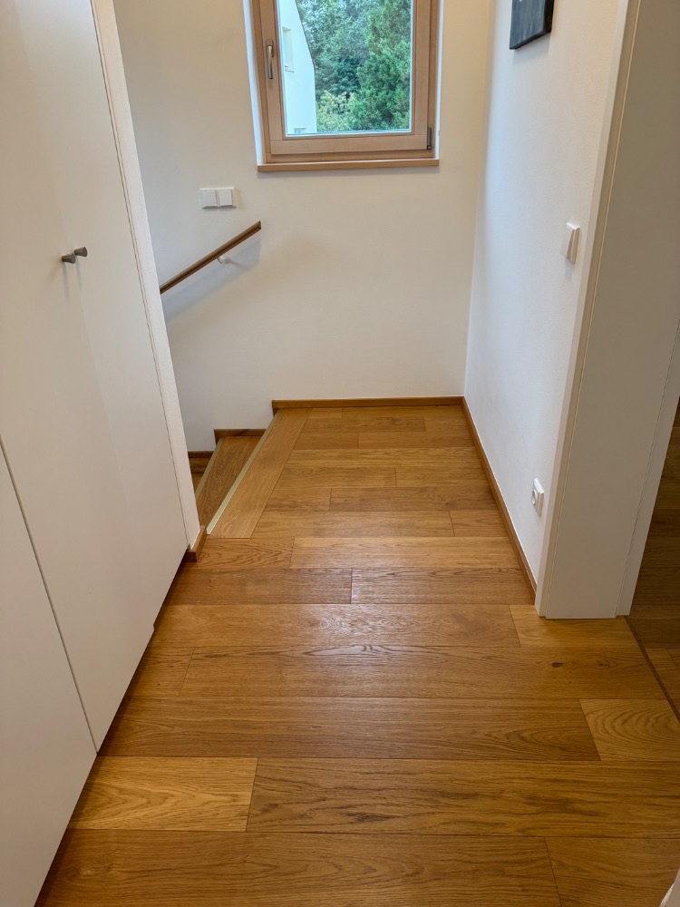 třívrstvá podlaha s dýhou dub 4,5 mm olej