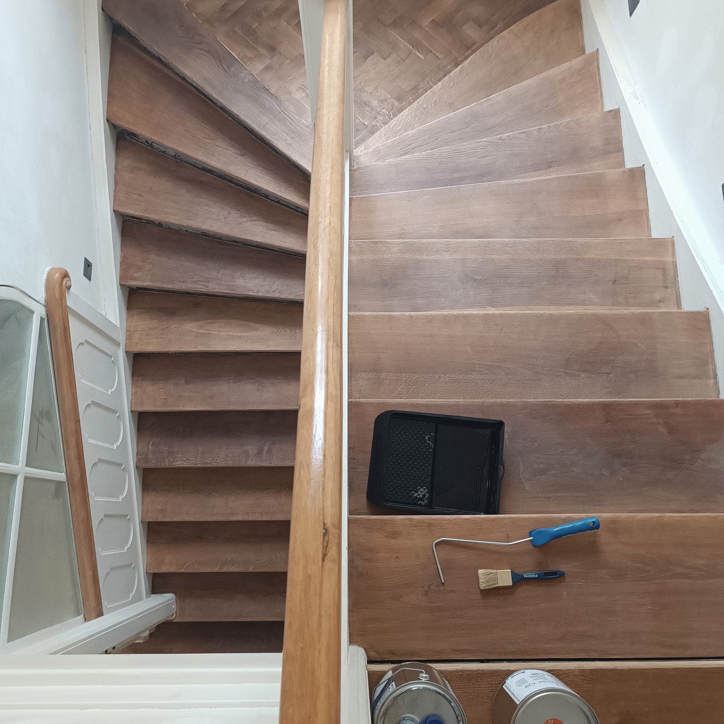 oprava a broušení stoletého schodiště