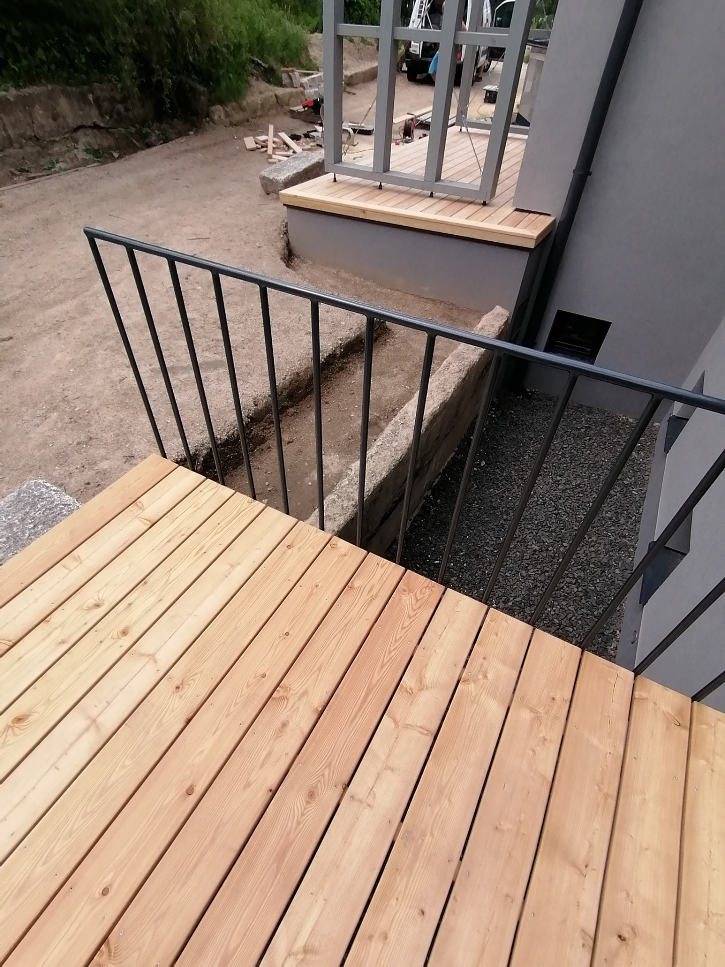 terasa z sibiřského modřínu