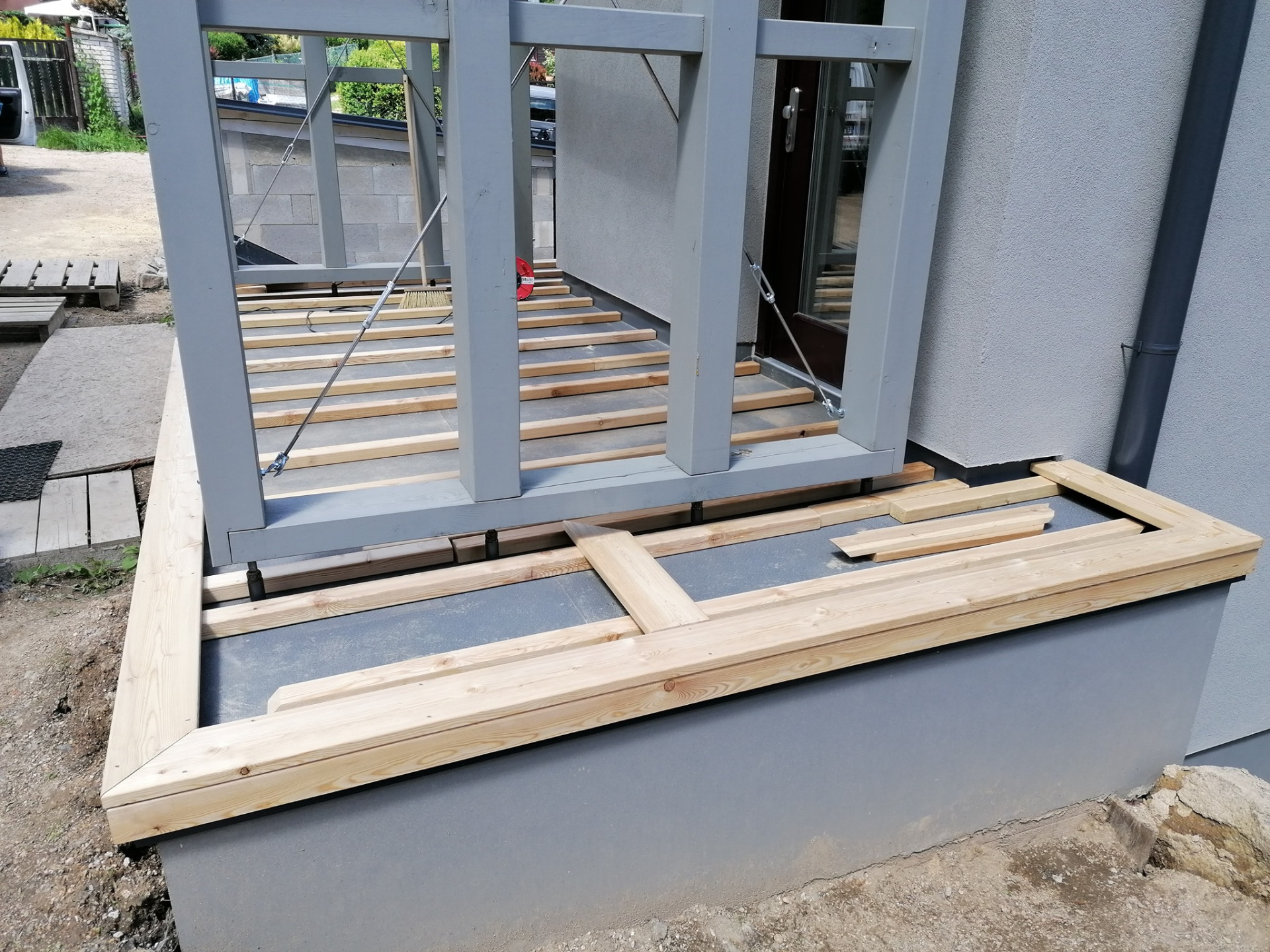 příprava roštu pod terasu