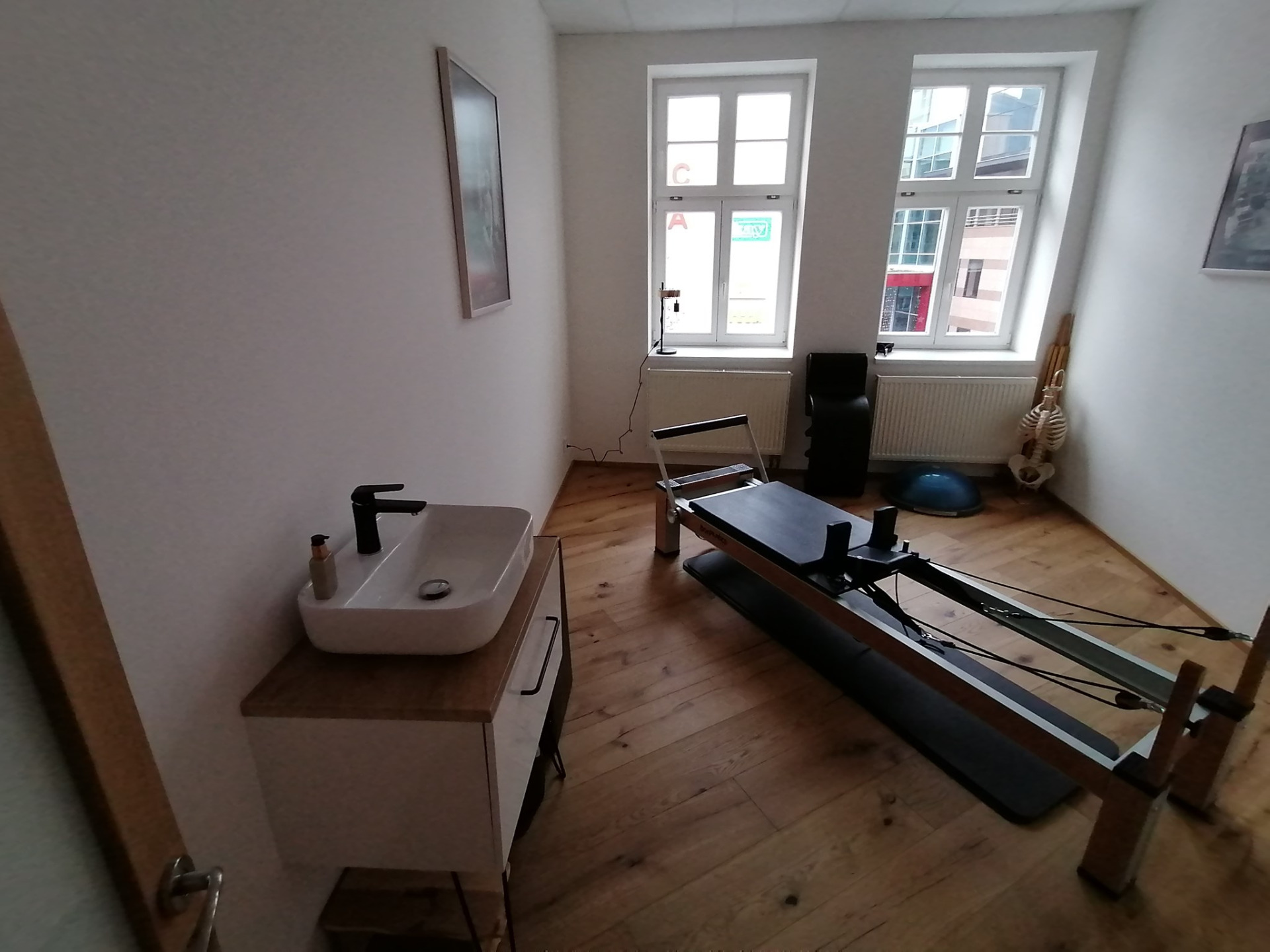 studio jogy dub rustik 220 mm olej