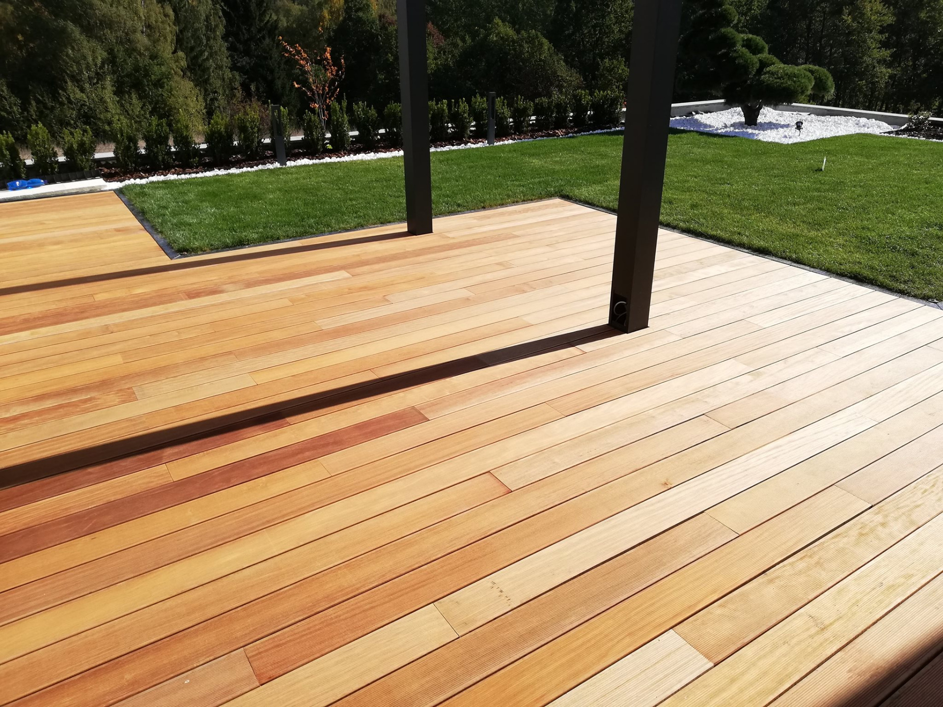 dřevěná terasa z exotického dřeva
