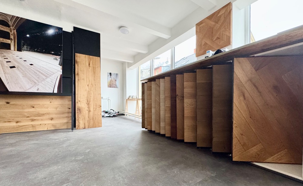 mnoho variant dřevěných podlah